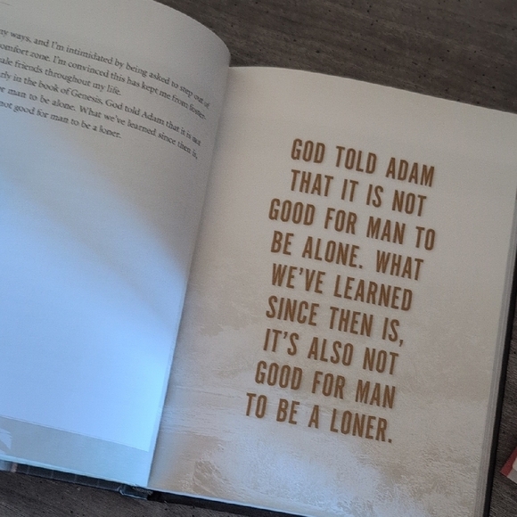 ⭐3/$21⭐'Man Stuff' Book - Black Cover - Picture 5 of 6